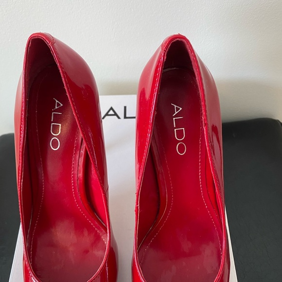 ALDO MOOS-62 Red Patent Leather Pump - Size 7B - Picture 2 of 6